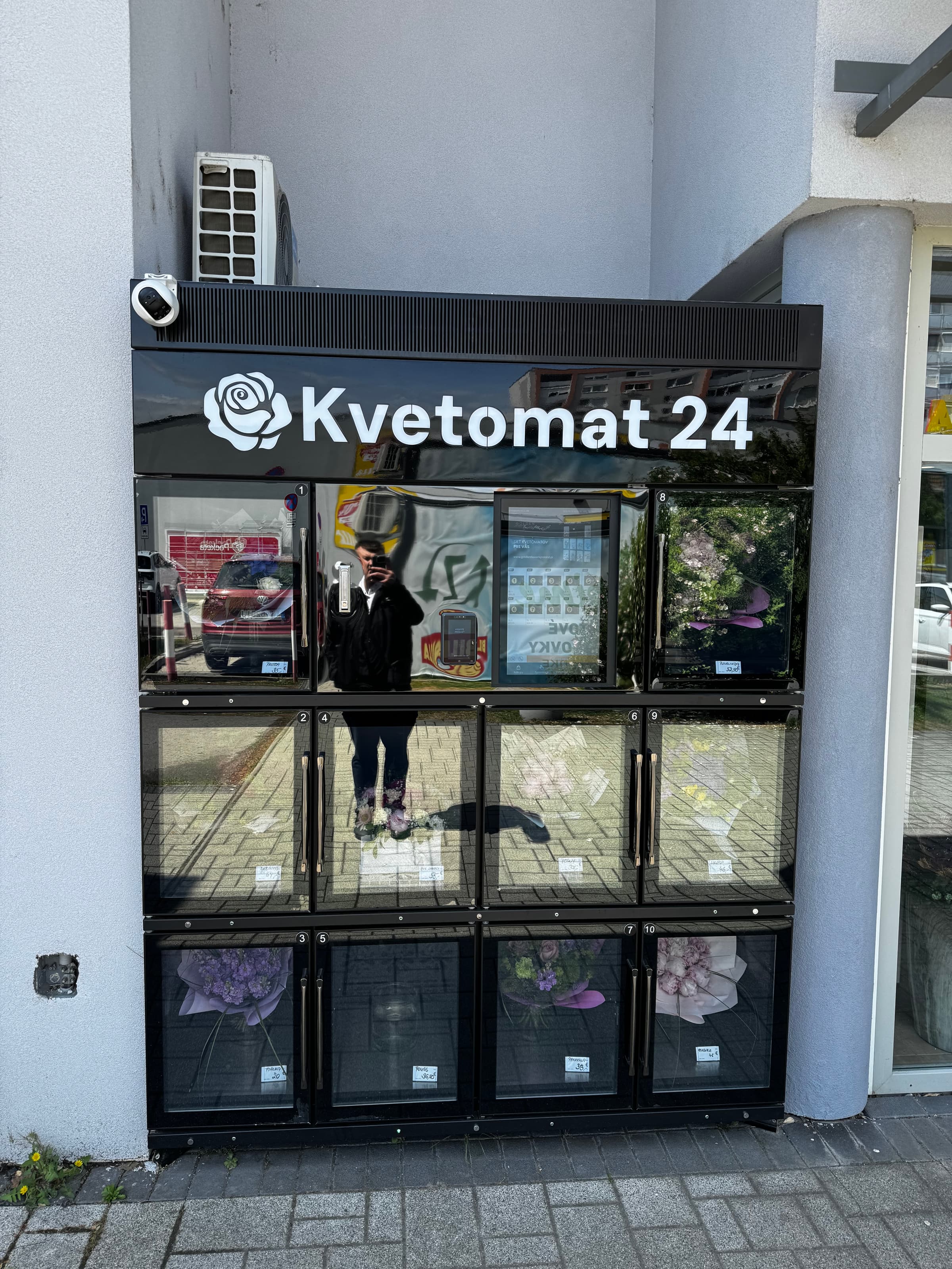 Kvetomat 24 pred Kvetinárstvom Elizabeth v Galante